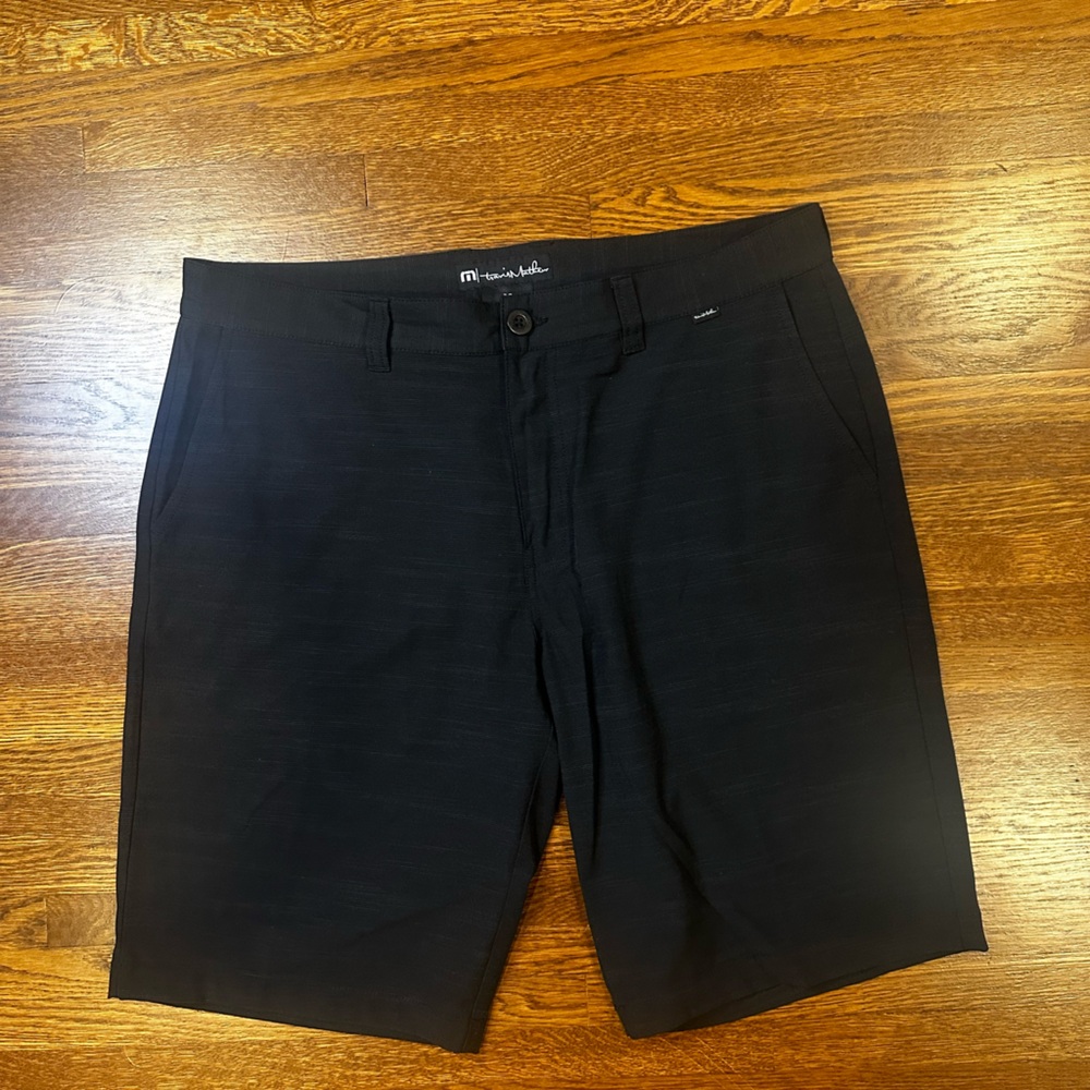 Travis Matthew shorts